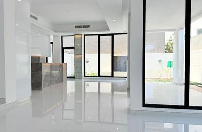 Villa - 4 Bedrooms - 4 Bathrooms for rent in Bani Jamra - Northern Governorate