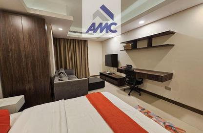 Apartment - Studio - 1 Bathroom for rent in Busaiteen - Muharraq Governorate