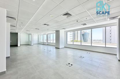 Office Space - Studio - 4 Bathrooms for rent in Seef - Capital Governorate