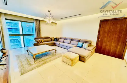 Apartment - 2 Bedrooms - 3 Bathrooms for rent in Reef Island - Capital Governorate