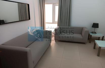 Apartment - 3 Bedrooms - 3 Bathrooms for rent in Al Juffair - Capital Governorate