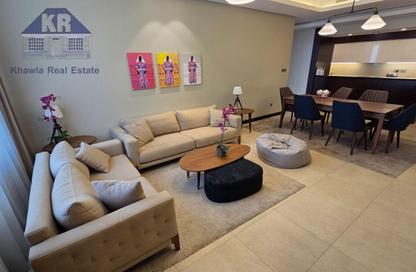 Apartment - 2 Bedrooms - 4 Bathrooms for rent in Al Juffair - Capital Governorate