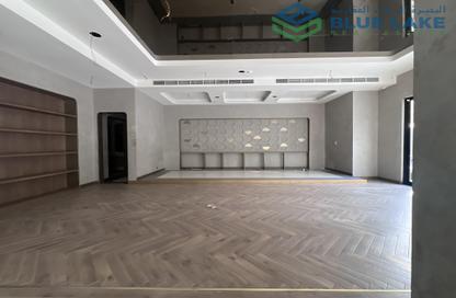 متجر - استوديو - 2 حمامات للايجار في واجهة المنامة البحرية - المنامة - محافظة العاصمة