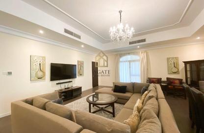 Apartment - 3 Bedrooms - 3 Bathrooms for rent in Al Juffair - Capital Governorate
