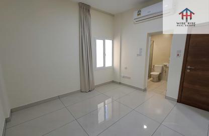 Apartment - Studio - 1 for rent in Hoora - Capital Governorate