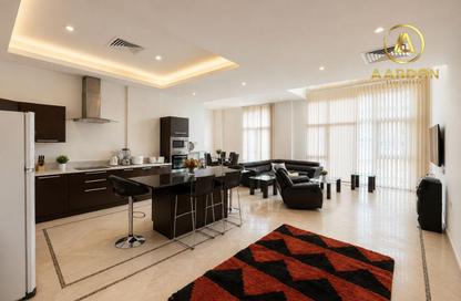 Duplex - 3 Bedrooms - 3 Bathrooms for rent in Al Juffair - Capital Governorate