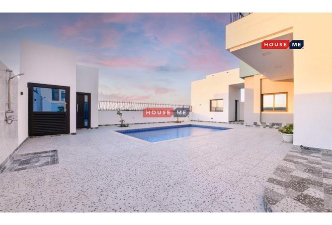 52830401 - Property Image 2