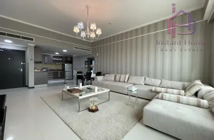 Apartment - 1 Bedroom - 2 Bathrooms for rent in Al Juffair - Capital Governorate