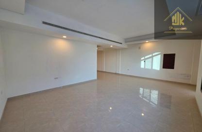 Villa - 4 Bedrooms - 4 Bathrooms for sale in Saar - Northern Governorate