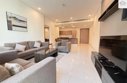 Apartment - 2 Bedrooms - 3 Bathrooms for rent in Al Juffair - Capital Governorate