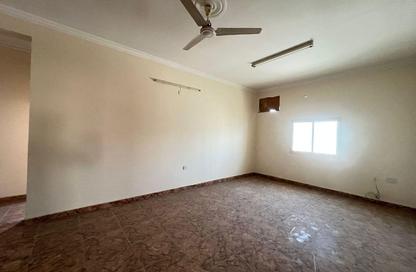 Apartment - 2 Bedrooms - 2 Bathrooms for rent in Isa Town - Central Governorate