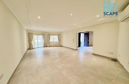 Villa - 4 Bedrooms - 4 Bathrooms for rent in Seef - Capital Governorate