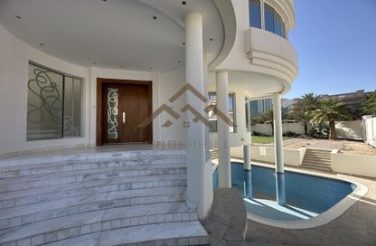 Villa - 4 Bedrooms - 7 Bathrooms for rent in Mahooz - Manama - Capital Governorate