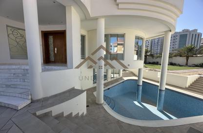 Villa - 4 Bedrooms - 7 Bathrooms for rent in Mahooz - Manama - Capital Governorate