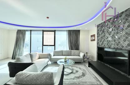 Apartment - 2 Bedrooms - 3 Bathrooms for sale in Janabiya - Northern Governorate