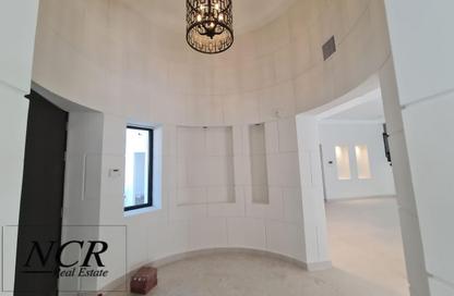 Villa - 5 Bedrooms - 4 Bathrooms for rent in Saar - Northern Governorate
