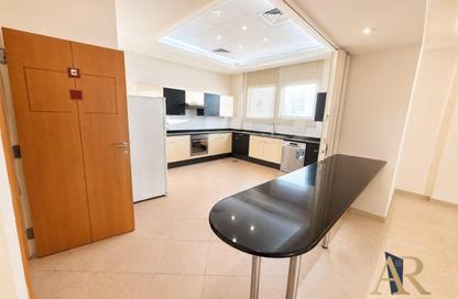 Apartment - 2 Bedrooms - 2 Bathrooms for rent in Al Juffair - Capital Governorate