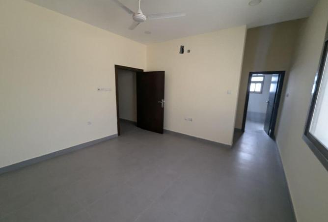 1000323 - Property Image 2