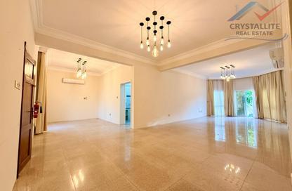 Villa - 3 Bedrooms - 3 Bathrooms for rent in Janabiya - Northern Governorate Villa - 3 Bedrooms - 3 Bathrooms for rent in Janabiya - Northern Governorate