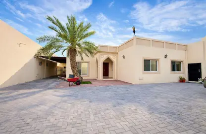 Villa - 3 Bedrooms - 3 Bathrooms for rent in Janabiya - Northern Governorate