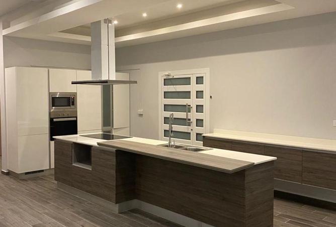 52702003 - Property Main Image