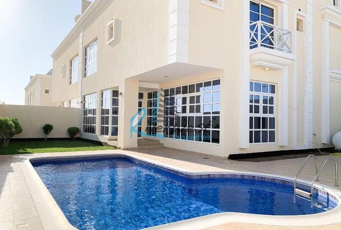 995189 - Property Image 2