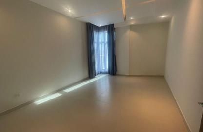 Apartment - 2 Bedrooms - 2 Bathrooms for rent in Al Burhama - Manama - Capital Governorate