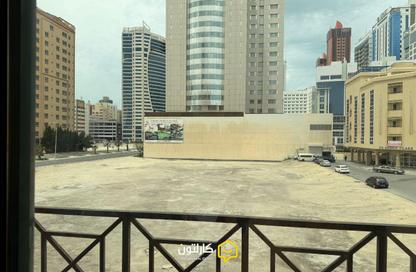 Apartment - 1 Bedroom - 1 Bathroom for rent in Al Juffair - Capital Governorate