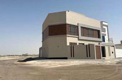 Villa - 4 Bedrooms - 5 Bathrooms for sale in Saraya 2 - Bu Quwah - Northern Governorate