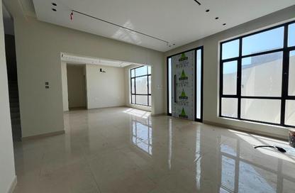Villa - 4 Bedrooms - 5 Bathrooms for sale in Saraya 2 - Bu Quwah - Northern Governorate