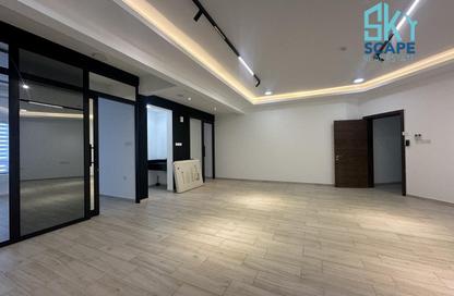 Office Space - Studio - 1 Bathroom for rent in Seef - Capital Governorate