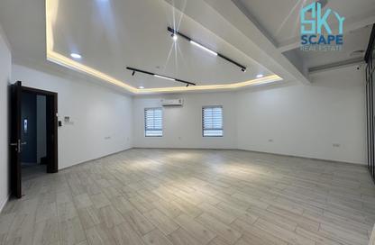 Office Space - Studio - 1 Bathroom for rent in Seef - Capital Governorate