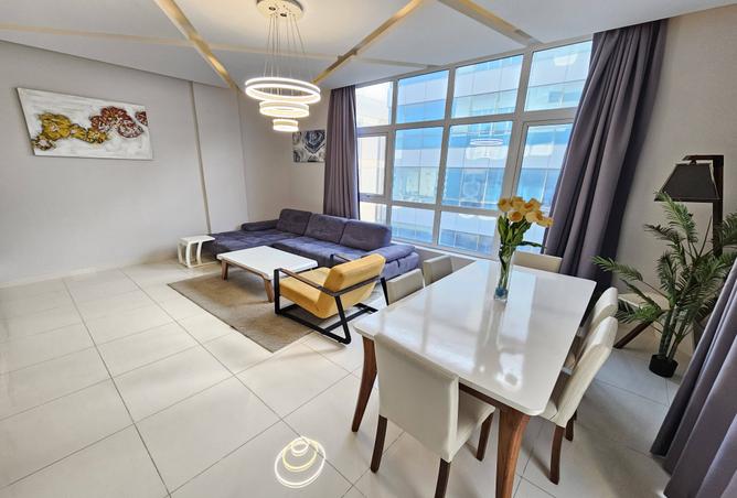 977565 - Property Image 2