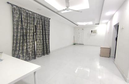 Apartment - Studio - 1 Bathroom for rent in Hidd - Muharraq Governorate