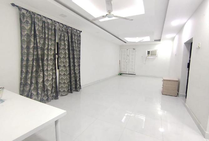 997947 - Property Main Image