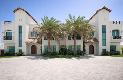 Villa - 4 Bedrooms - 5 Bathrooms for rent in Saar - Northern Governorate