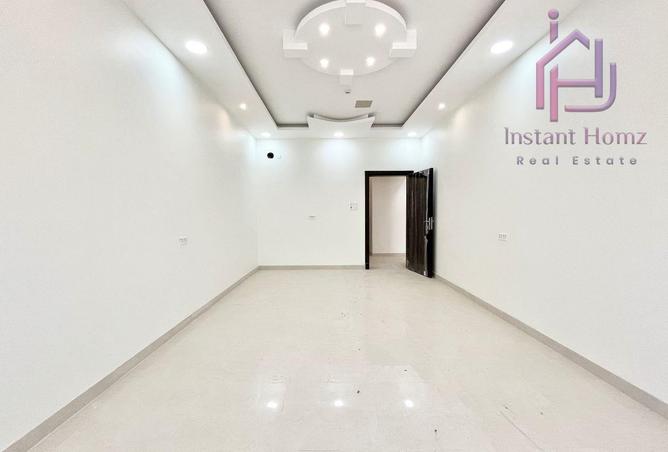 997598 - Property Image 2