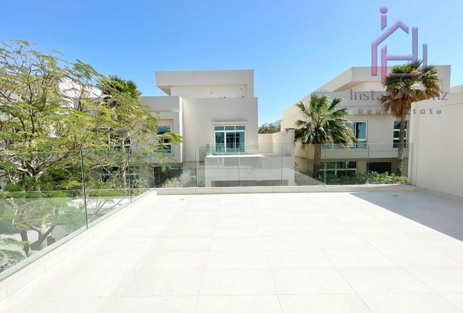 52880203 - Property Image 2