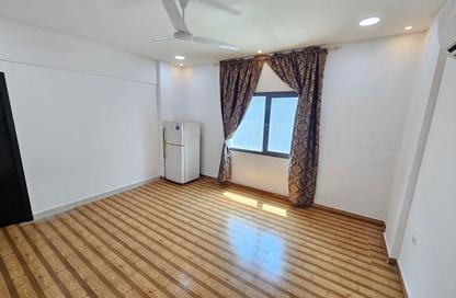 Apartment - 1 Bedroom - 1 Bathroom for rent in Hidd - Muharraq Governorate