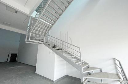 Warehouse - Studio - 1 Bathroom for rent in Muharraq - Muharraq Governorate