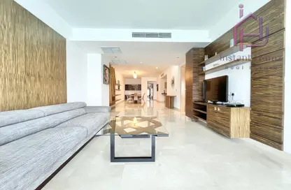 Apartment - 2 Bedrooms - 3 Bathrooms for sale in Reef Island - Capital Governorate