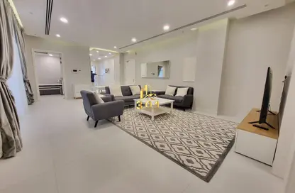 Apartment - 3 Bedrooms - 2 Bathrooms for rent in Janabiya - Northern Governorate