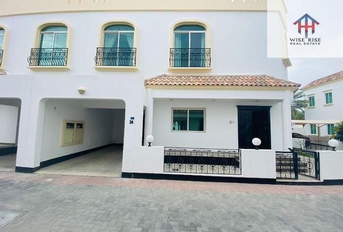 53432754 - Property Main Image