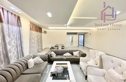 Apartment - 3 Bedrooms - 5 Bathrooms for rent in Tubli - Central Governorate