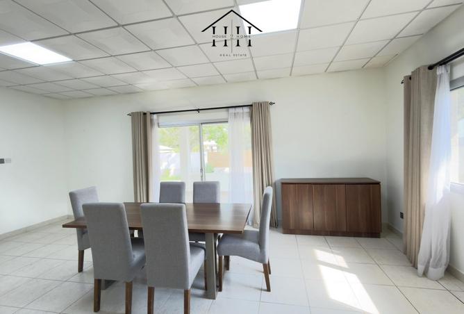 992594 - Property Image 3