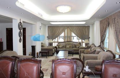 Villa - 4 - 5 for sale in Janabiya - Northern Governorate