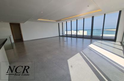 Duplex - 3 Bedrooms - 5 Bathrooms for sale in Dilmunia Island - Muharraq Governorate