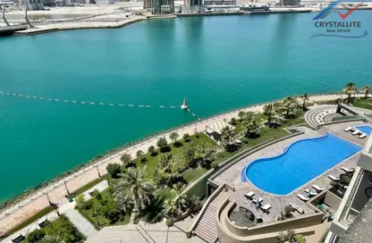 Apartment - 4 Bedrooms - 6 Bathrooms for rent in Reef Island - Capital Governorate