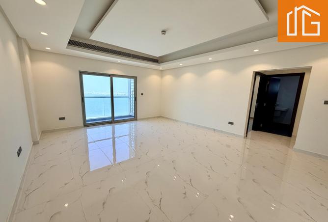 1002993 - Property Image 2