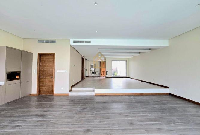 53821752 - Property Image 2